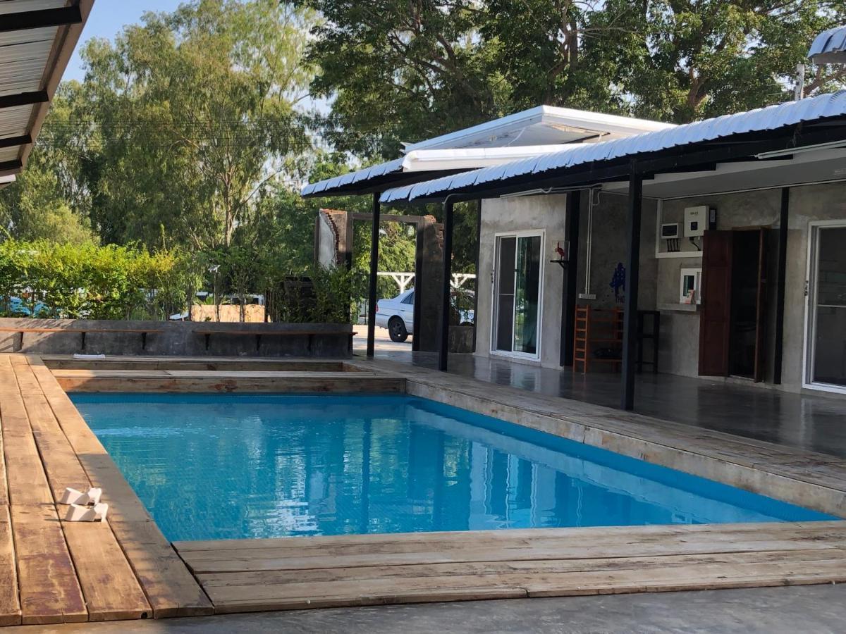 Solarcell Private Homestay - โซล่าเซลล์ไพรเวทโฮมสเตย์ Uthai Thani Eksteriør bilde