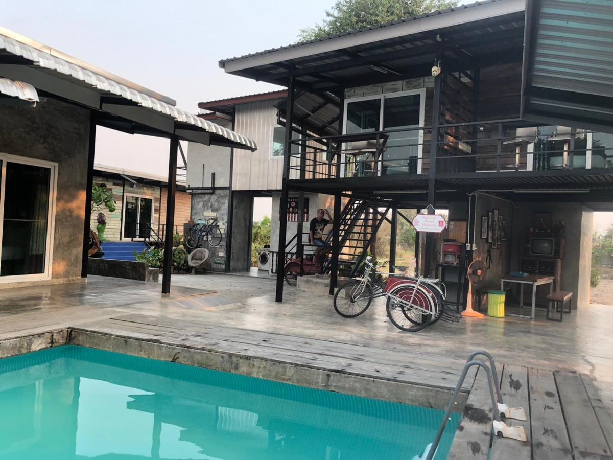 Solarcell Private Homestay - โซล่าเซลล์ไพรเวทโฮมสเตย์ Uthai Thani Eksteriør bilde