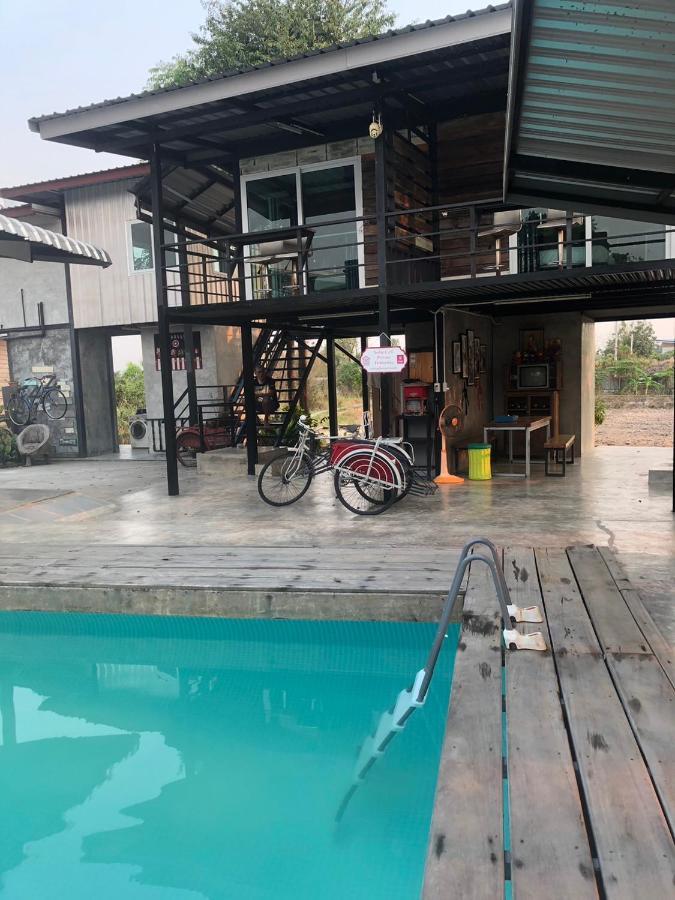 Solarcell Private Homestay - โซล่าเซลล์ไพรเวทโฮมสเตย์ Uthai Thani Eksteriør bilde